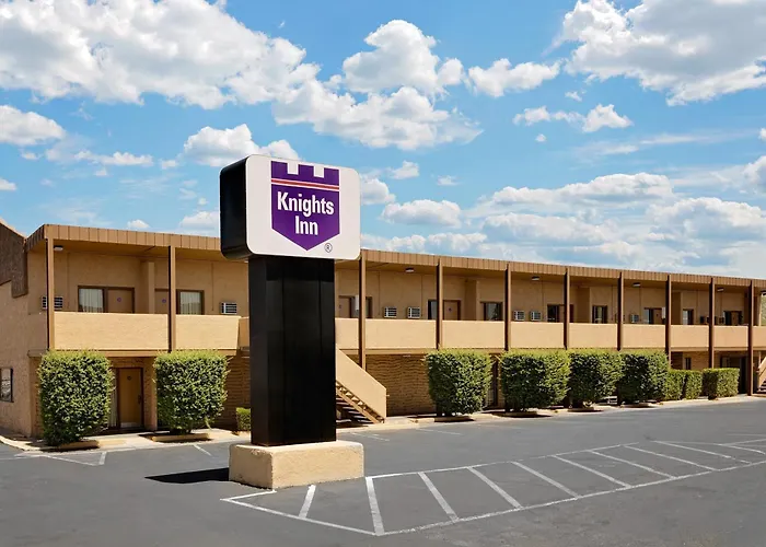 Motel: Knights Inn Page